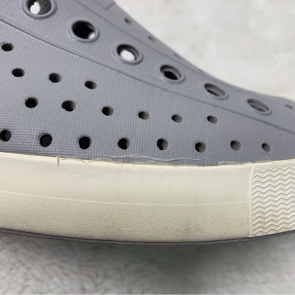 Native Jefferson Men's Gray White Slip On Rubber Slip On Shoes Size 7 - Picture 13 of 15